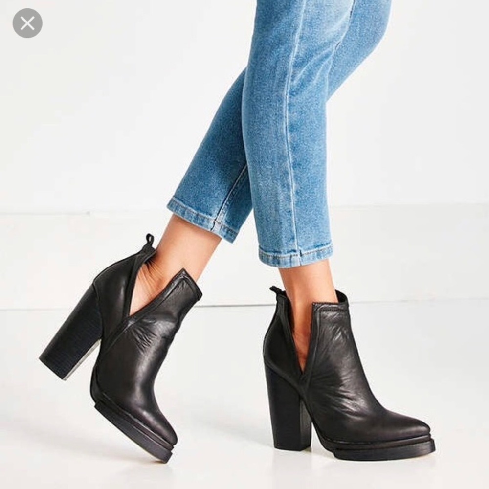 Jeffery Campbell Black Booties